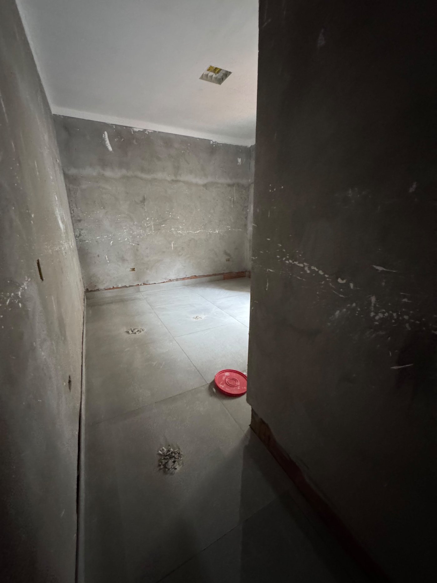 Casa à venda com 3 quartos, sendo 1 suíte,  em Jardim Alvorada, Três Lagoas, MS