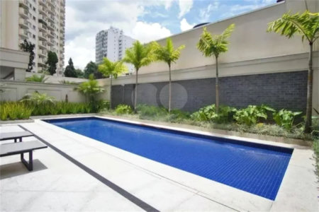 Apartamento à venda com 3 suítes em Indianópolis, São Paulo, SP