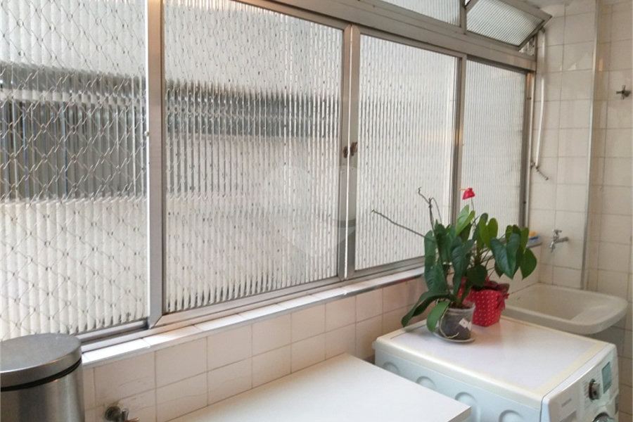 Apartamento à venda com 3 quartos, sendo 1 suíte, em Santana, São Paulo, SP