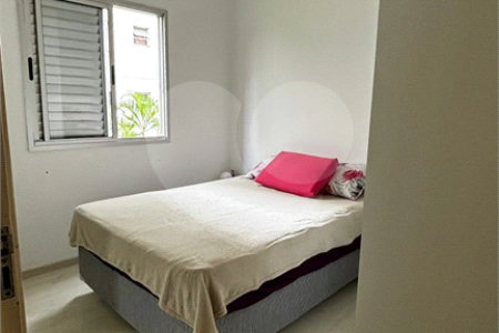 Apartamento à venda com 3 quartos, sendo 1 suíte,  em Socorro, Mogi das Cruzes, SP