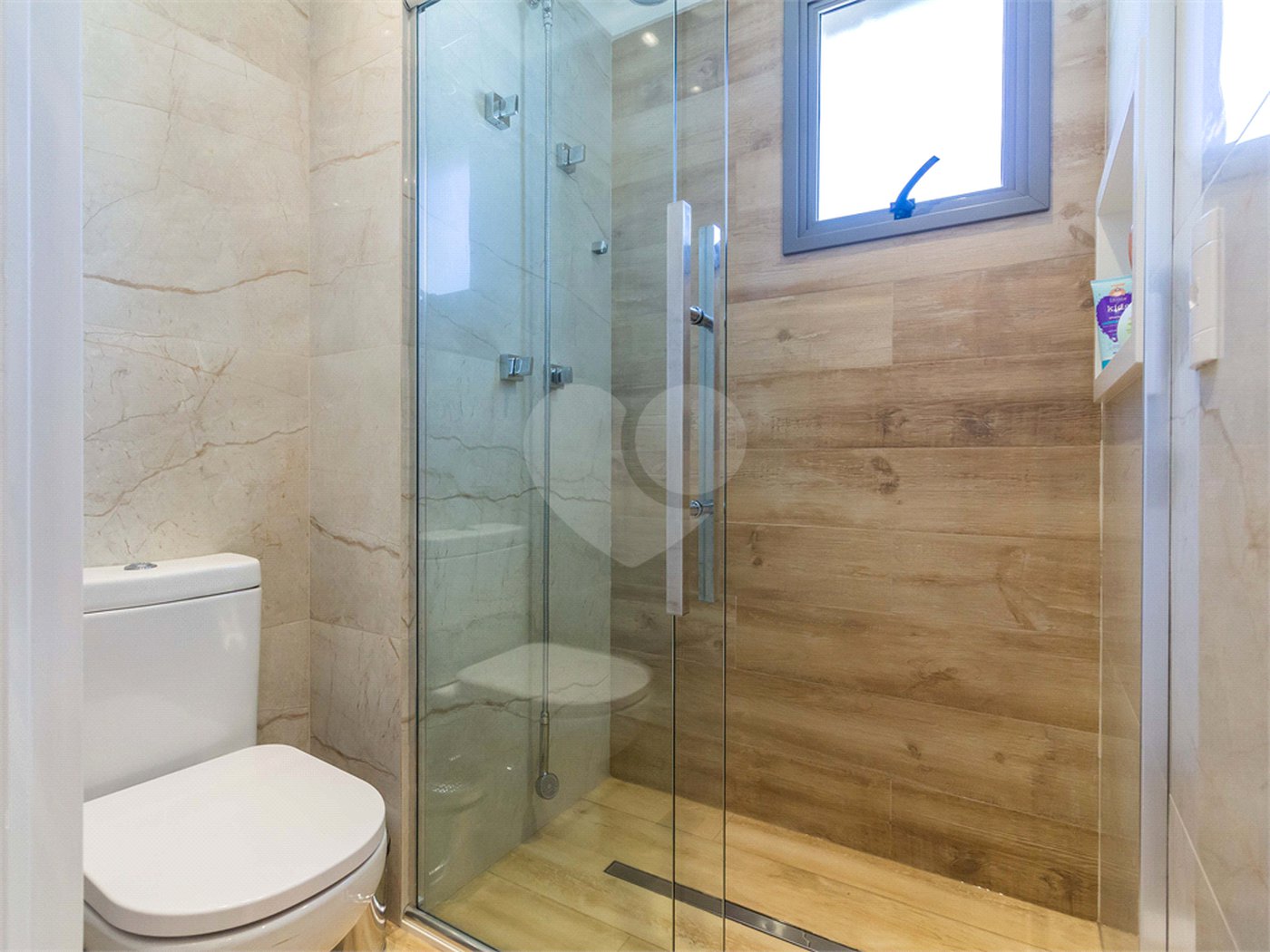 Apartamento à venda com 3 suítes em Vila Gumercindo, São Paulo, SP