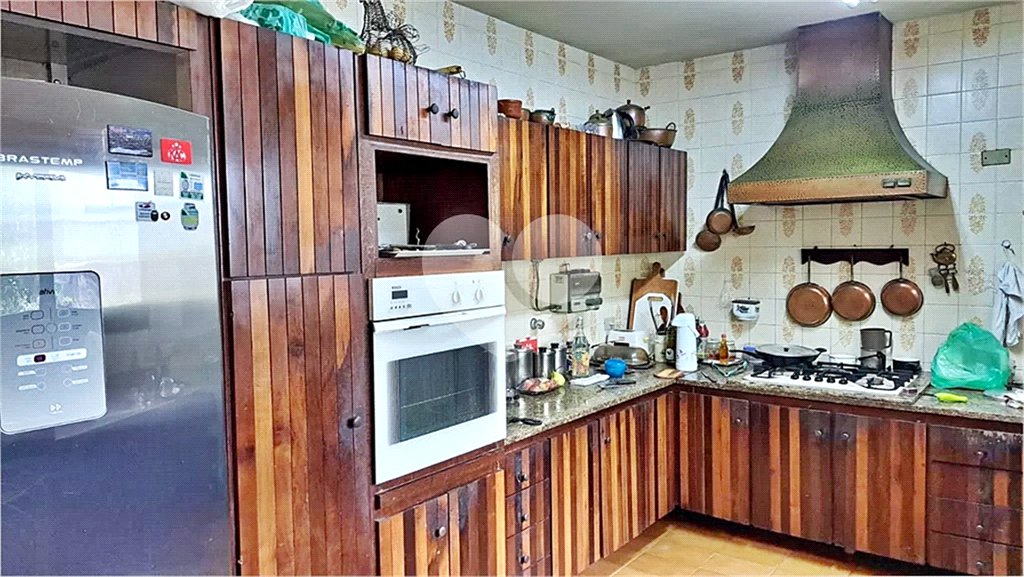 Casa à venda com 6 quartos, sendo 3 suítes, em Serra da Cantareira, Mairiporã, SP