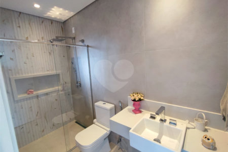 Terreno à venda com 4 suítes no condomínio Residencial Veneza, Mogi das Cruzes - SP