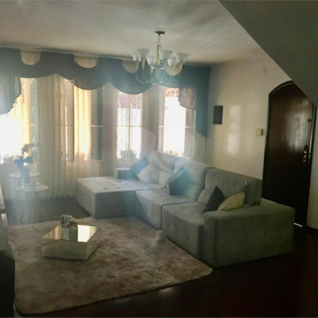 Sobrado à venda com 3 quartos em Vila Galvão, Guarulhos, SP