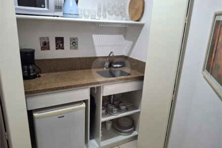 Apartamento à venda ou para alugar com 1 quarto em Cerqueira César, São Paulo, SP