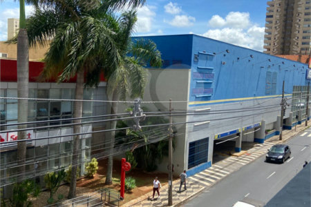 Apartamento à venda com 2 quartos no Centro, Araraquara, SP
