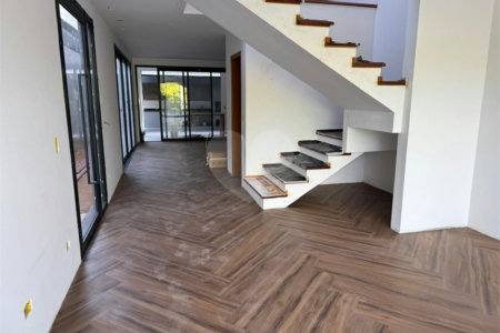 Casa à venda com 3 quartos, sendo 1 suíte, em Jardim Tapajós, Atibaia, SP