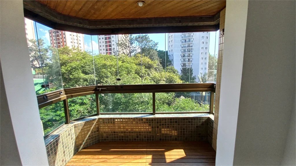Apartamento à venda com 3 quartos, sendo 1 suíte, em Vila Indiana, São Paulo, SP