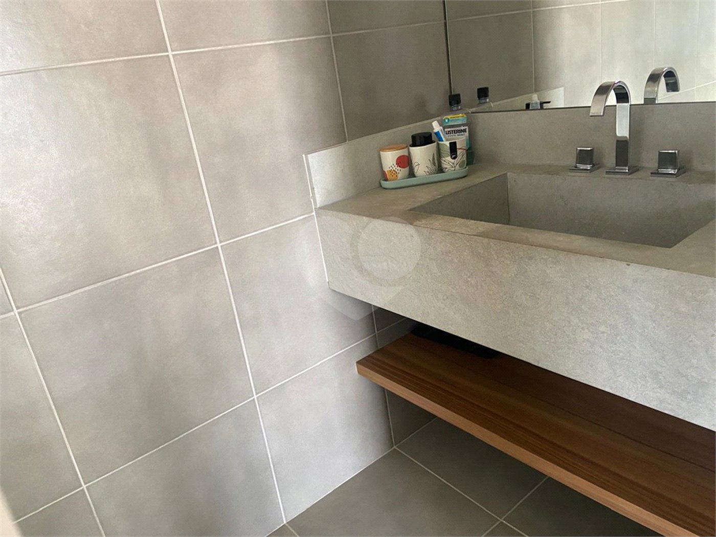 Casa à venda ou para alugar com 4 suítes no condomínio Residencial Gênesis 1, Santana de Parnaíba - SP