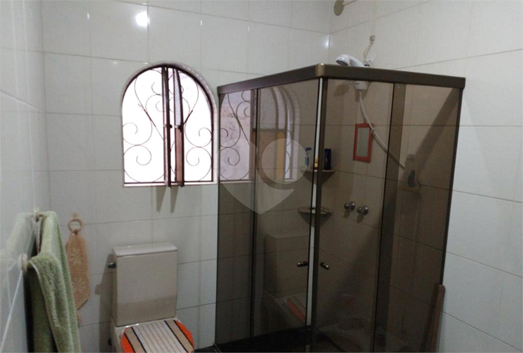 Sobrado à venda com 4 quartos, sendo 2 suítes, em Tremembé, São Paulo, SP
