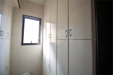 Sobrado à venda com 5 quartos, sendo 3 suítes, no Centro, São Roque, SP