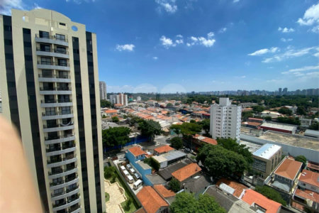 Apartamento à venda com 2 quartos em Vila Alexandria, São Paulo, SP