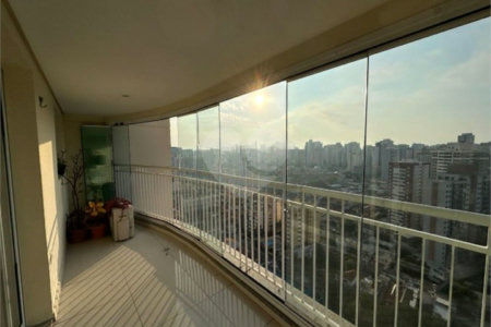 Apartamento à venda com 3 quartos, sendo 1 suíte, em Vila Monte Alegre, São Paulo, SP