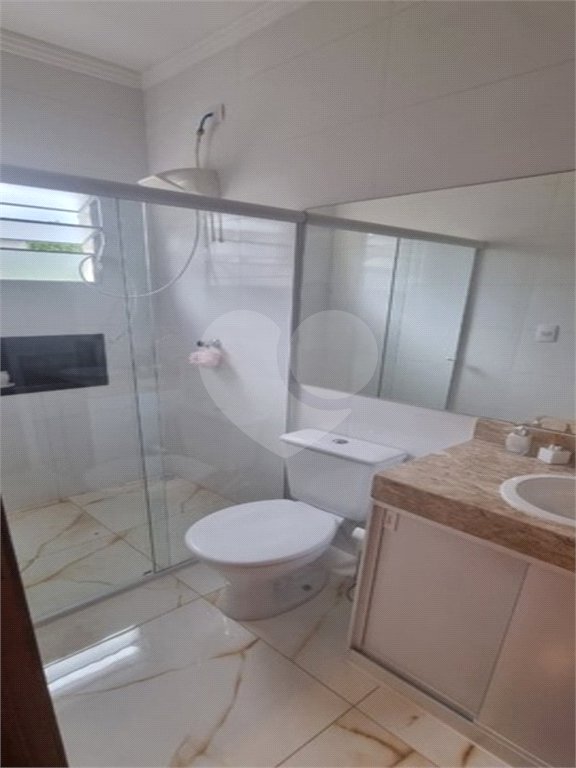 Casa à venda com 2 suítes no condomínio Residencial Pedro Julio, Mogi das Cruzes - SP