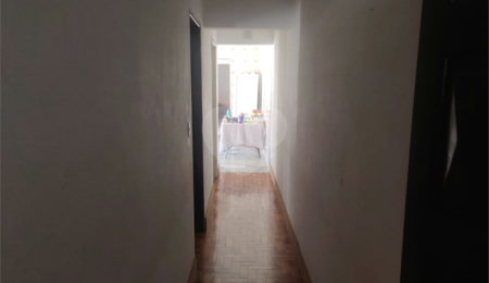 Casa à venda com 2 quartos, sendo 1 suíte,  em Quarta Parada, São Paulo, SP