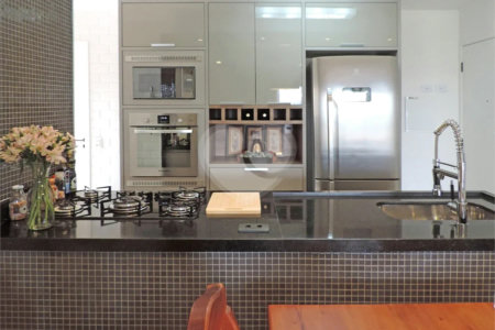 Apartamento para alugar com 3 quartos, sendo 1 suíte,  em Alto da Boa Vista, São Paulo, SP