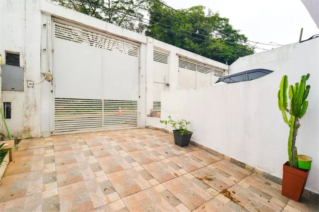 Casa à venda com 2 quartos, sendo 1 suíte, em Lar São Paulo, São Paulo, SP