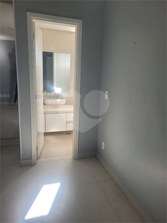 Apartamento à venda com 2 quartos, sendo 1 suíte, em Vila Teixeira, Salto, SP