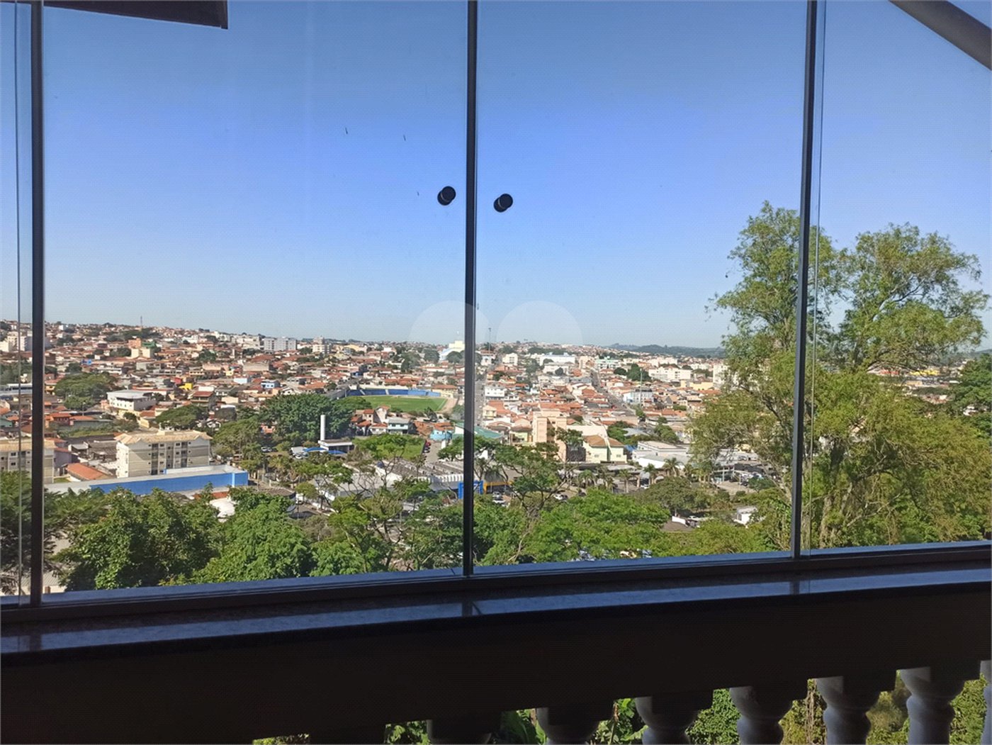 Casa à venda com 3 suítes em Jardim Brasil, Atibaia, SP
