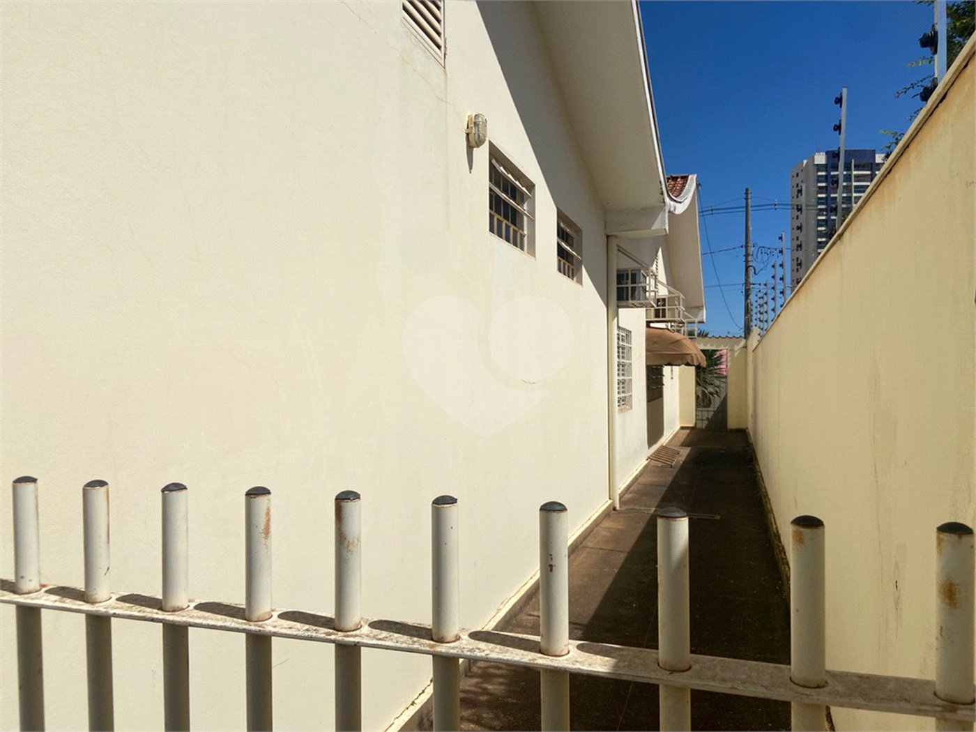 Casa à venda com 3 suítes em Jardim Primavera, Araraquara, SP