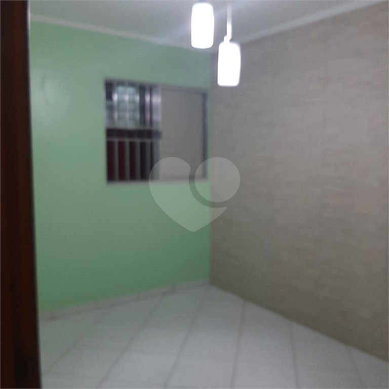 Casa à venda com 4 quartos, sendo 1 suíte, em Vila Vitório Mazzei, São Paulo, SP