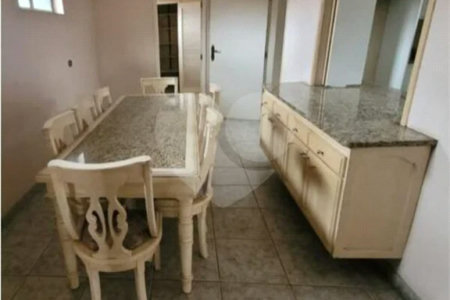 Chácara à venda com 5 quartos, sendo 4 suítes, em Chácara Terra Nova, Jundiaí, SP