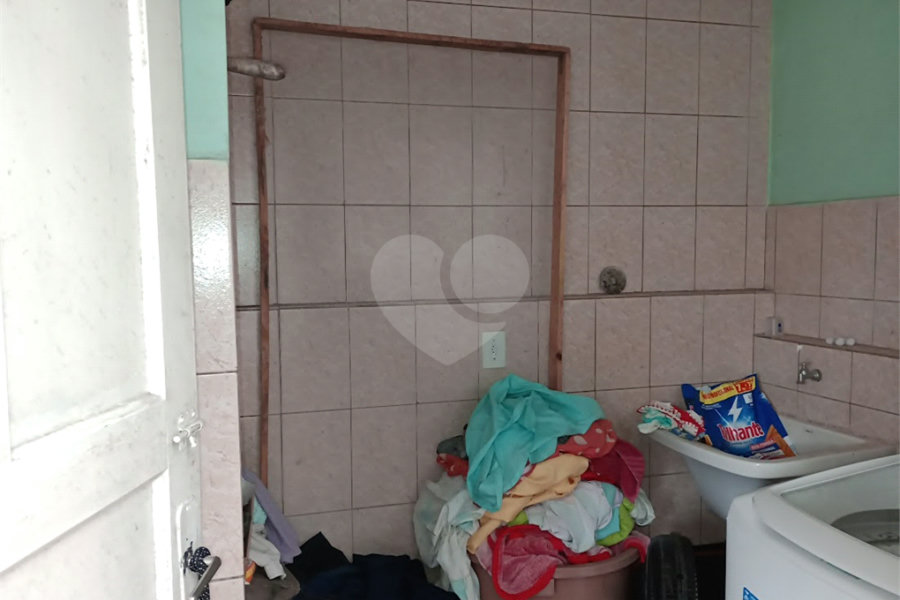 Sobrado à venda com 2 quartos em Horto, São Paulo, SP