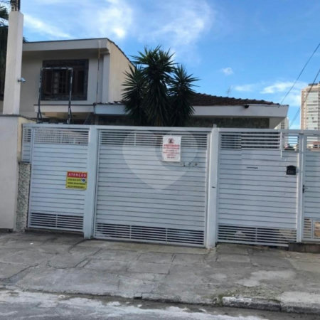 Sobrado à venda com 5 quartos, sendo 1 suíte, em Santa Teresinha, São Paulo, SP