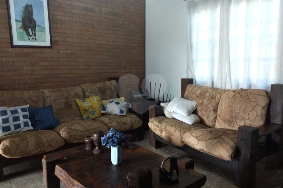 Chácara à venda com 4 quartos, sendo 2 suítes, em Serra da Cantareira, Mairiporã, SP