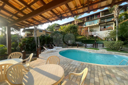 Casa em condomínio à venda com 3 quartos, sendo 2 suítes, em João Fernandes, Armação dos Búzios, RJ