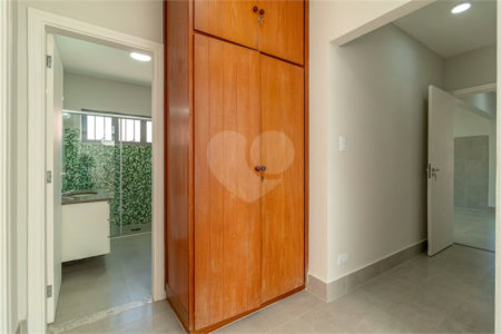 Casa à venda ou para alugar com 3 quartos, sendo 1 suíte, no condomínio Portal de Itu I, Itu - SP