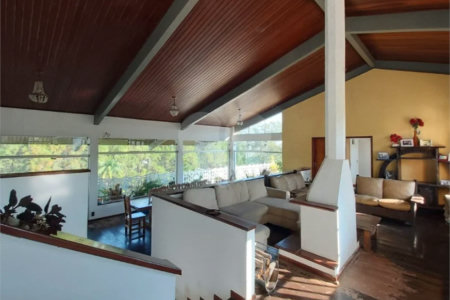 Casa à venda com 7 quartos, sendo 4 suítes, no condomínio Estância Marambaia, Vinhedo - SP