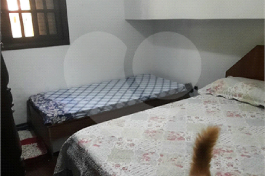 Casa à venda com 4 quartos, sendo 1 suíte, no condomínio Parque Imperial da Cantareira, Mairiporã - SP