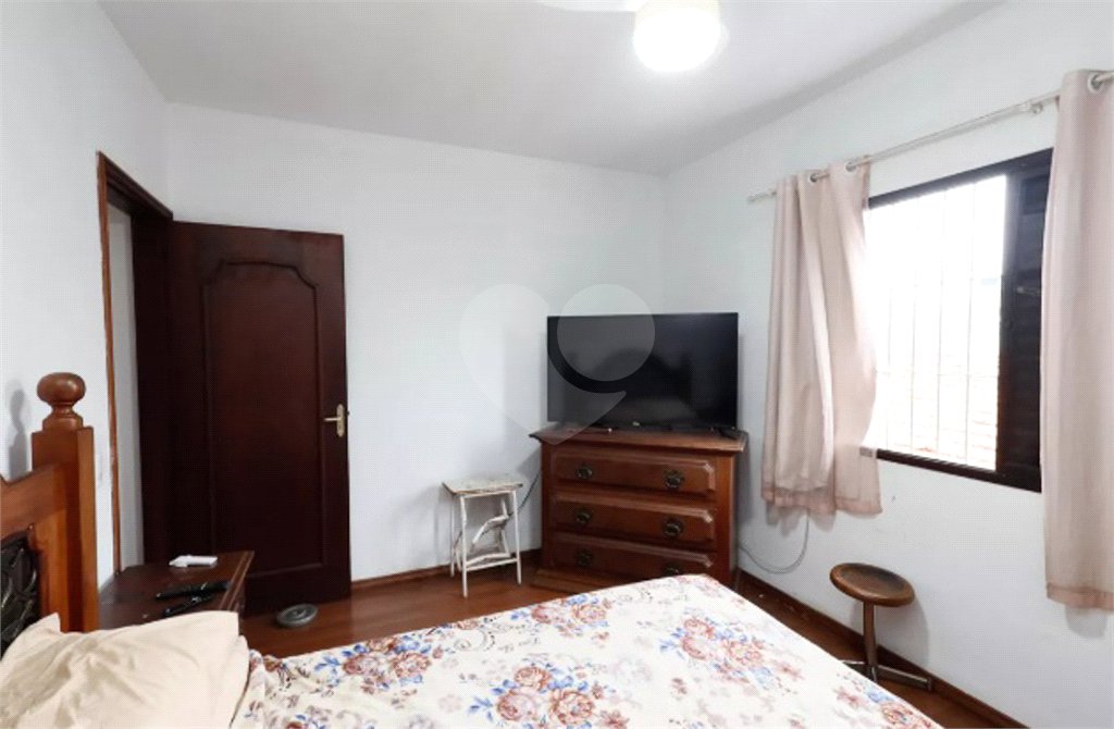 Casa à venda com 4 quartos, sendo 1 suíte, em Parque Edu Chaves, São Paulo, SP