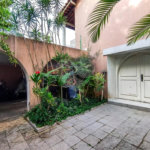 Sobrado à venda com 4 quartos, sendo 2 suítes,  em Jardim Morumbi, São Paulo, SP