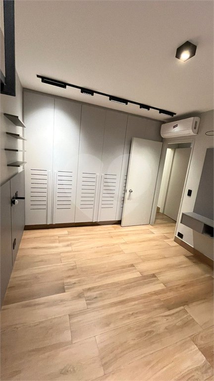 Apartamento à venda com 4 suítes em Vila Suzana, São Paulo, SP