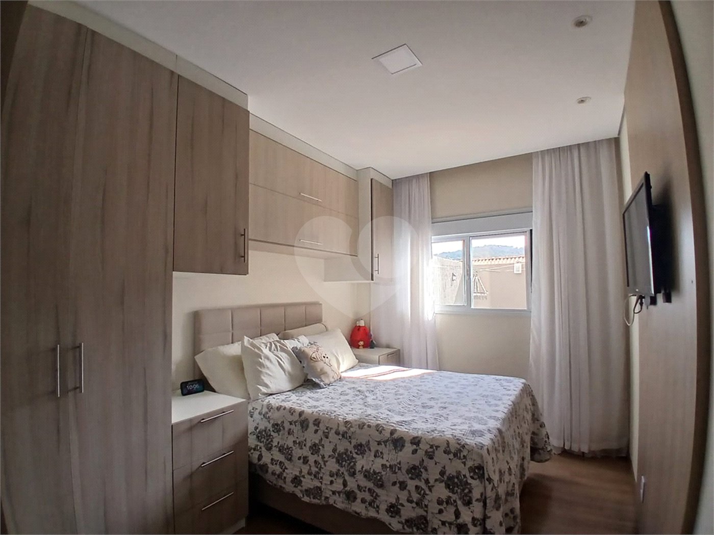 Apartamento à venda com 2 quartos, sendo 1 suíte,  em Bairro do Cambará, São Roque, SP