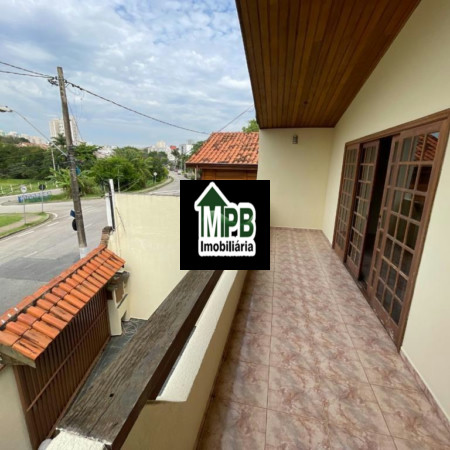 Sobrado à venda com 3 quartos, sendo 1 suíte, em Jardim Refúgio, Sorocaba, SP