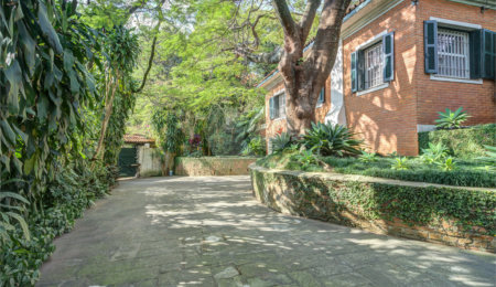 Casa à venda com 6 quartos, sendo 4 suítes,  em Guarapiranga, São Paulo, SP