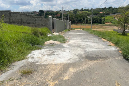 Terreno à venda em Chácaras Luzitana, Hortolândia, SP