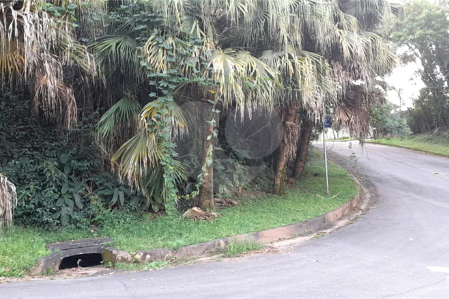 Terreno à venda no condomínio Alpes da Cantareira, Mairiporã - SP
