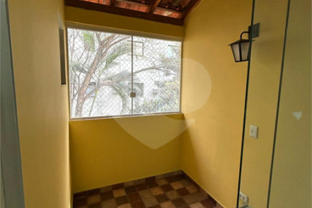 Casa de Vila para alugar com 4 suítes em Vila Romana, São Paulo, SP