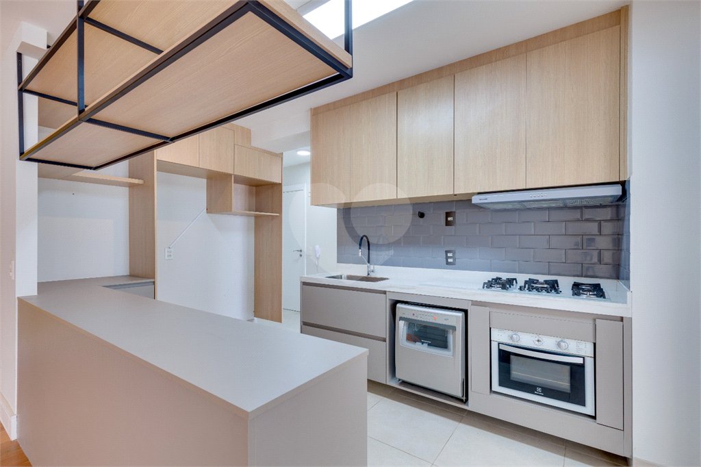 Apartamento à venda com 3 quartos, sendo 2 suítes, em Santo Amaro, São Paulo, SP