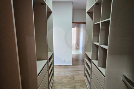 Casa à venda com 3 quartos, sendo 1 suíte,  no condomínio Mantova, Indaiatuba - SP