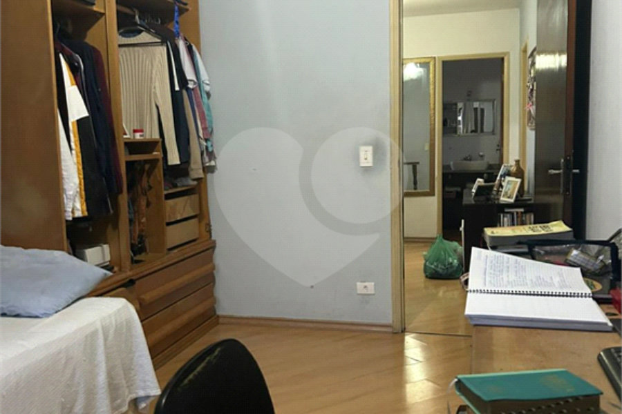 Sobrado à venda com 3 quartos, sendo 1 suíte,  em Tremembé, São Paulo, SP