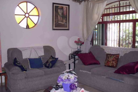 Casa Térrea à venda com 3 quartos, sendo 1 suíte, em Santo Amaro, São Paulo, SP