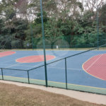 Casa à venda com 4 suítes no condomínio Figueira Garden, Atibaia - SP
