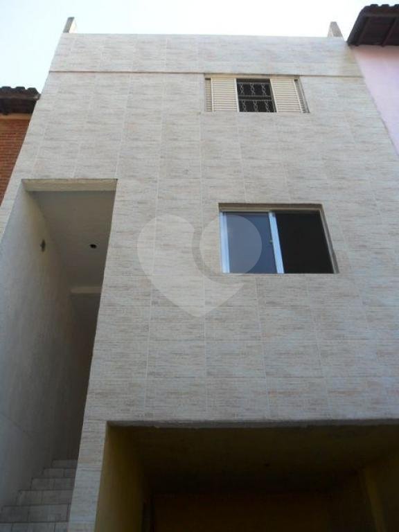 Sobrado à venda com 3 quartos, sendo 1 suíte, em Parque Continental, Guarulhos, SP