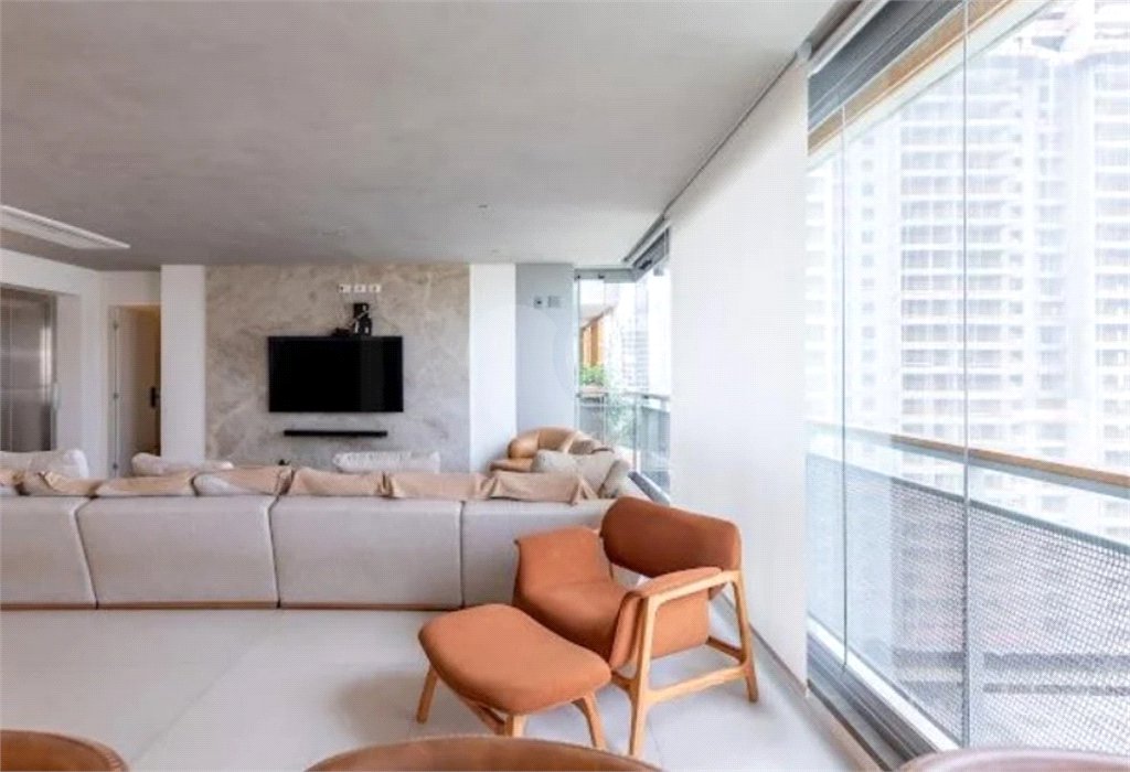 Apartamento à venda com 4 quartos, sendo 3 suítes, em Brooklin, São Paulo, SP