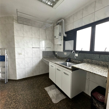 Apartamento à venda com 4 quartos, sendo 1 suíte, em Anchieta, São Bernardo do Campo, SP